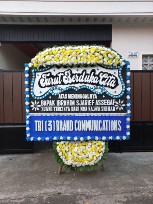 Papan Bunga Duka di Cingambul